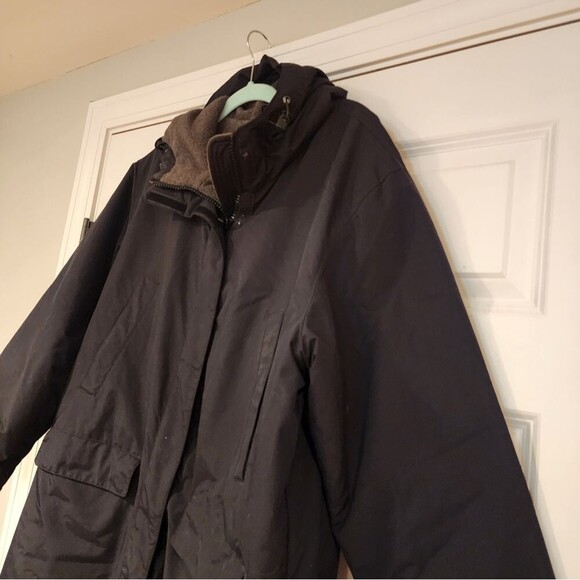 Lands End warm black quilted long coat with double zipper and fleece lin… - Picture 3 of 7